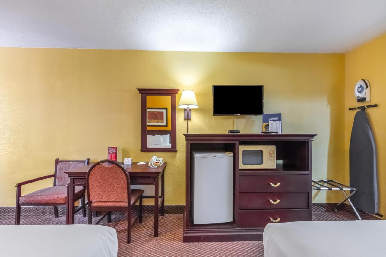 Americas Best Value Inn Of Elk City Exterior foto