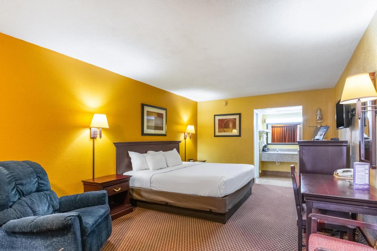 Americas Best Value Inn Of Elk City Exterior foto